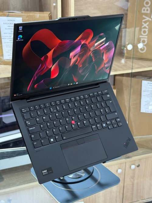 LENOVO THINKPAD X1 CARBON GEN 12 ULTRA 7 EVO 155U 32GO 1TO SSD 3K OLED TACTILE 