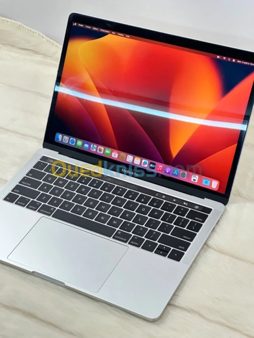 MACBOOK PRO RETINA TOUCHBAR 13.3 2017 i7 3.5GHZ 16GO 512GO SSD