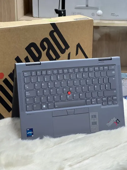 LENOVO THINKPAD X1 YOGA GEN 8 I7 VPRO 1365U 16GO DDR5 512GO SSD TACTILE X360 NEUF SOUS EMBALLAGE 