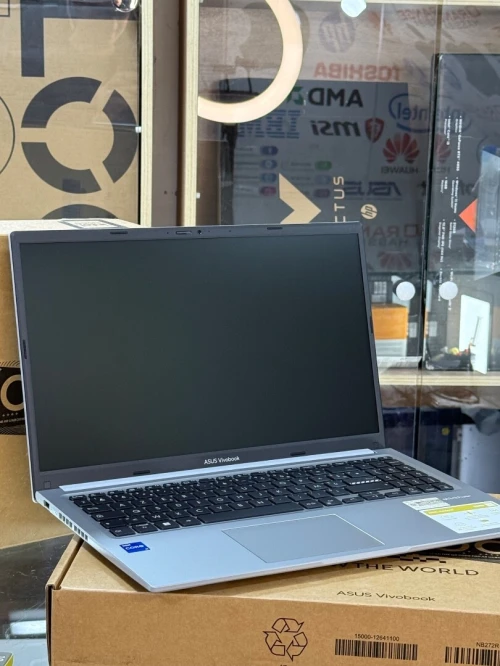 ASUS VIVOBOOK 15 X1502VA I7 13620H 16GO 1TO SSD NVME NEUF SOUS EMBALLAGE