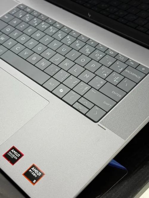 HP OMNIBOOK X FLIP 16 BE0003DX AMD RYZEN 5 220 8GO 512GO SSD 2K TACTILE NEUF SOUS EMBALLAGE 