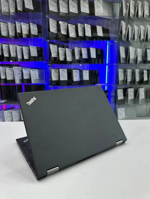 Lenovo Thinkpad Yoga 370 i5-7éme 8GB 256 SSD 14" FHD X360 Tactile