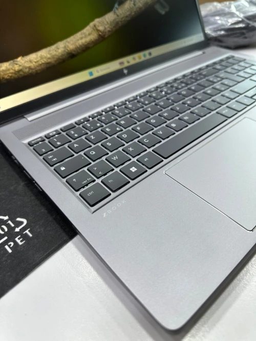 HP ZBOOK POWER i5-13600H 32GB DDR5 1TB SSD 15.6" NVIDA RTX A500 4GB AZERTY NEUF