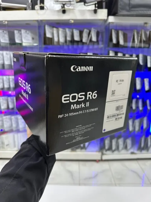 Canon EOS R6 Mark II & Objectif 24-105mm IS STM KIT NEUF SOUS EMBALLAGE