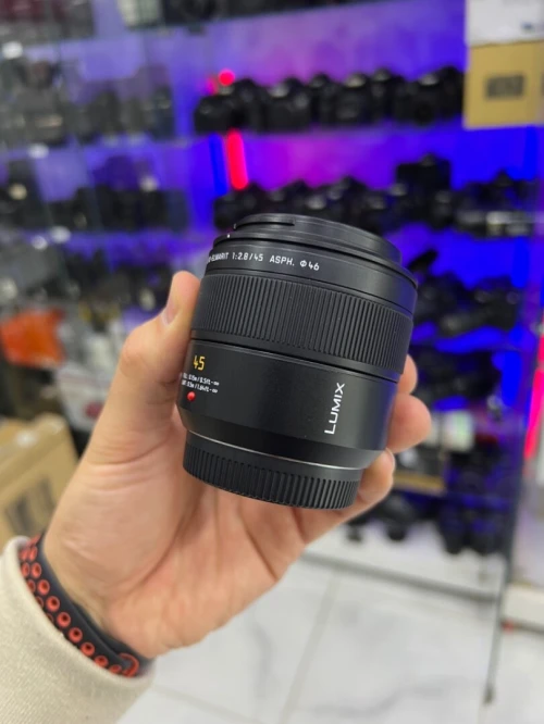 Objectif Panasonic Leica DG Macro-Elmarit 45 mm f/2.8 ASPH. MEGA OIS