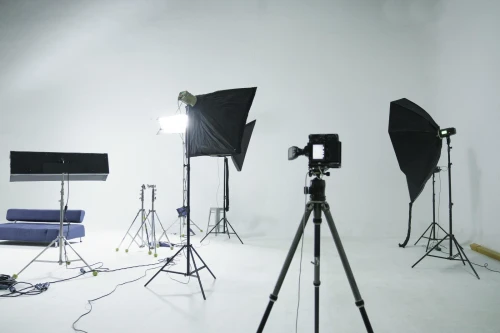 Fournisseur Materiel Audiovisuel Photographie & informatique ANGEM ANSEJ CNAC ANDI