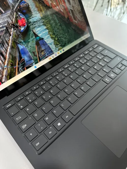 MICROSOFT SURFACE LAPTOP 4 i5-11em 8GB 512GB SSD 14'' 