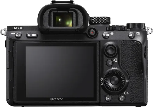 SONY A7 III 24MP UHD 4K30p & Objectif Sony FE 28-70mm OSS