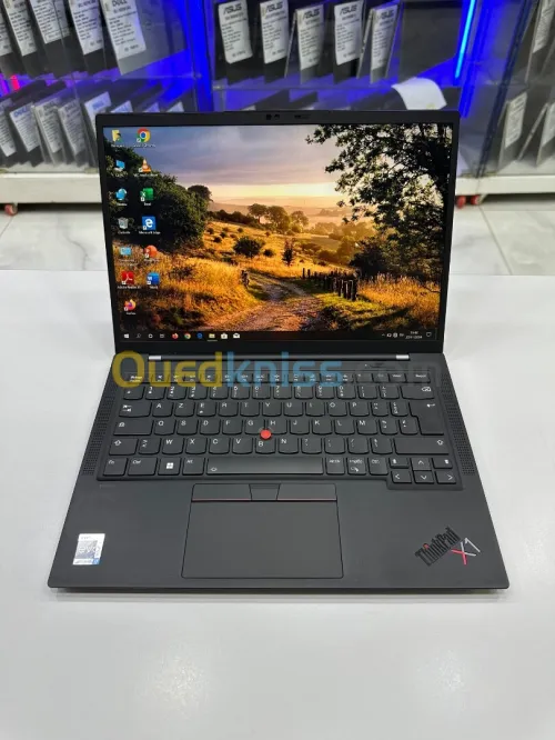 Lenovo ThinkPad X1 Carboon i7-13éme 16GB 512GB 14" FHD