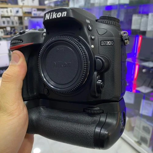 Nikon D7200 & Grip Batterie et Chargeur 10/10 12k