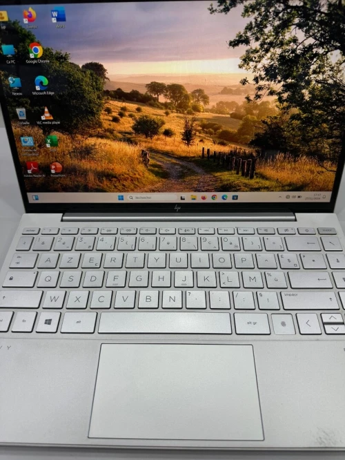 HP Envy 13 i7-11éme 16GB 512GB 14" FHD