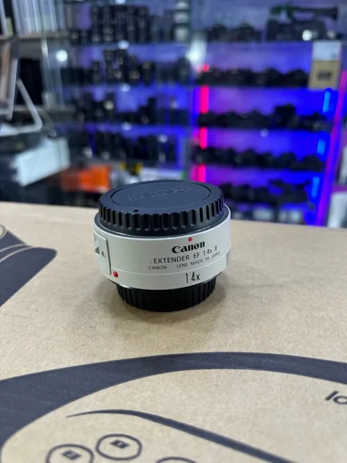 Canon 1.4x EF Extender II (Teleconverter)