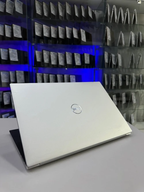 DELL XPS 15 9520 i7-12éme 16GB 1TB 15" FHD GTX3050Ti-4GB