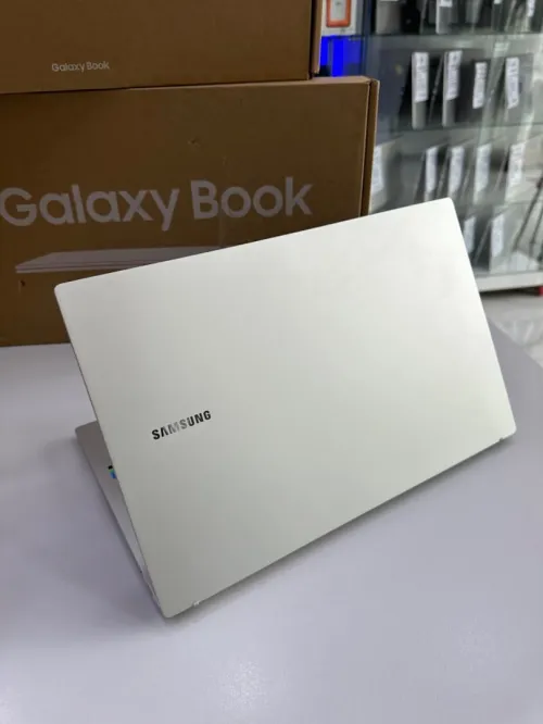 SAMSUNG GALAXY BOOK i5-11éme 8GB 256GB SSD 4G LTE 15,6" Neuf Sous Emballage
