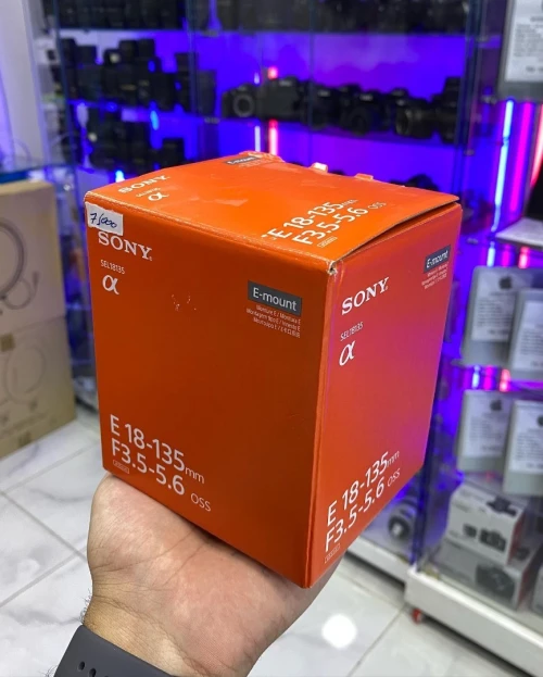 Sony E 18-135mm Neuf sous emballage