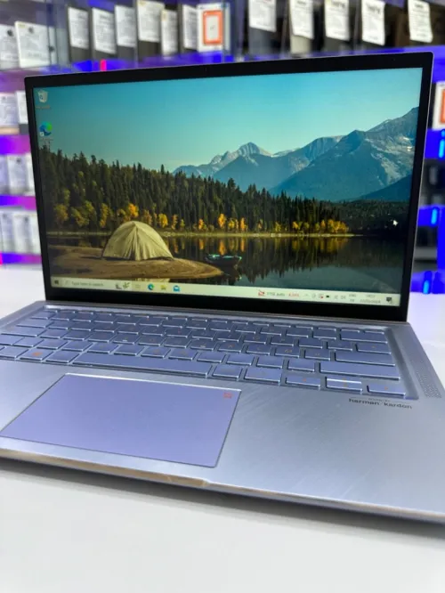 ASUS ZENBOOK 14 i5-10em 8GB 256GB SSD 14''