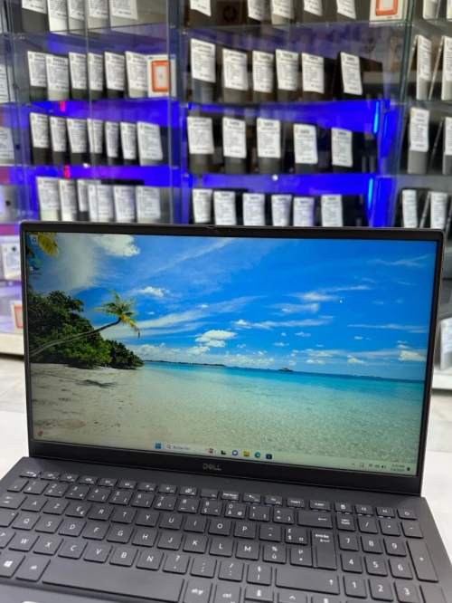 Dell Vostro 5502 i5-11éme 8GB 256GB SSD 15,6'' Win 11