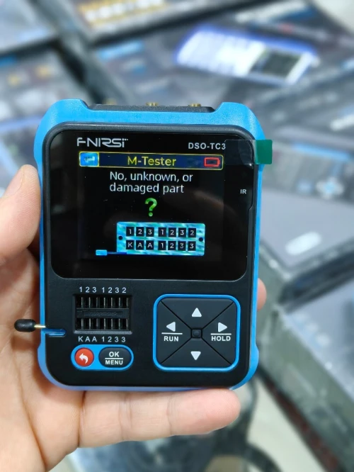 FNIRSI DSO-TC3 3-en-1 Oscilloscope Numérique Portable 500KHz 10MS/s Générateur de Signaux Testeur de Transistors