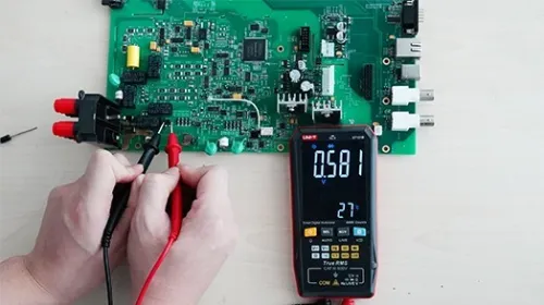 UNI-T UT121B MULTIMETER 