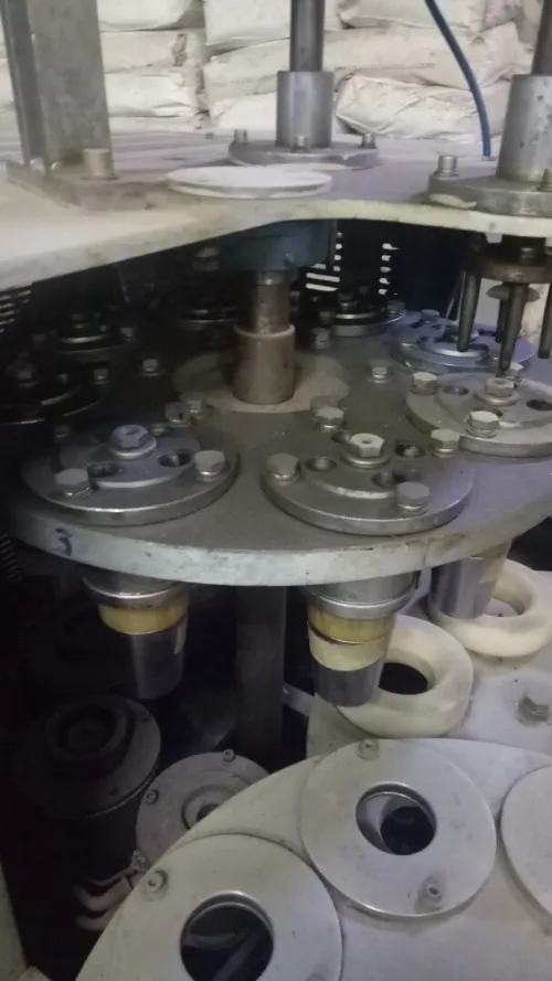 Machine a gobelets 4.5 5.5