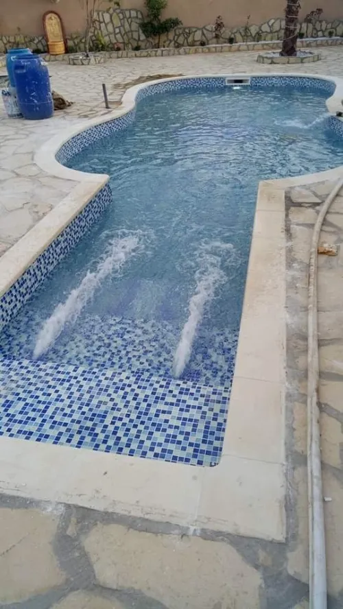 CONSTRUCTION DES PISCINES