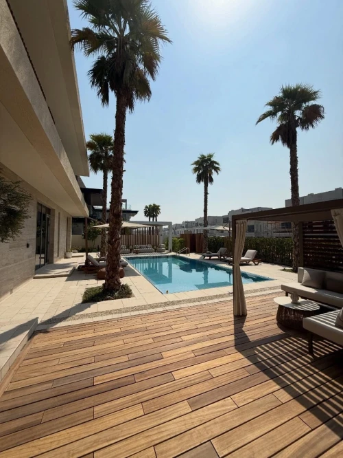 CONSTRUCTION DES VILLAS AVEC PISCINE