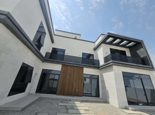 CONSTRUCTION DES VILLAS AVEC PISCINE