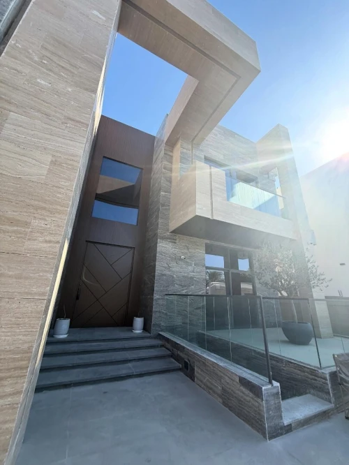 CONSTRUCTION DES VILLAS AVEC PISCINE