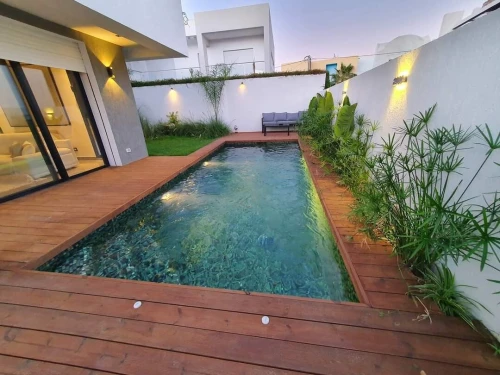 Construction des piscines مسابح