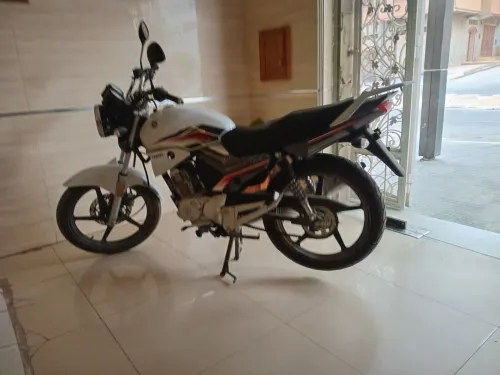 Yamaha YBR 2022