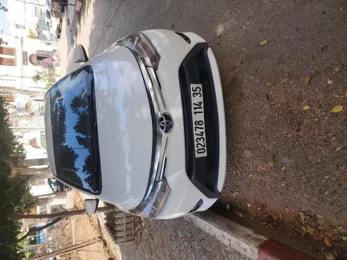 Toyota Yaris 2014 Lounge CVT