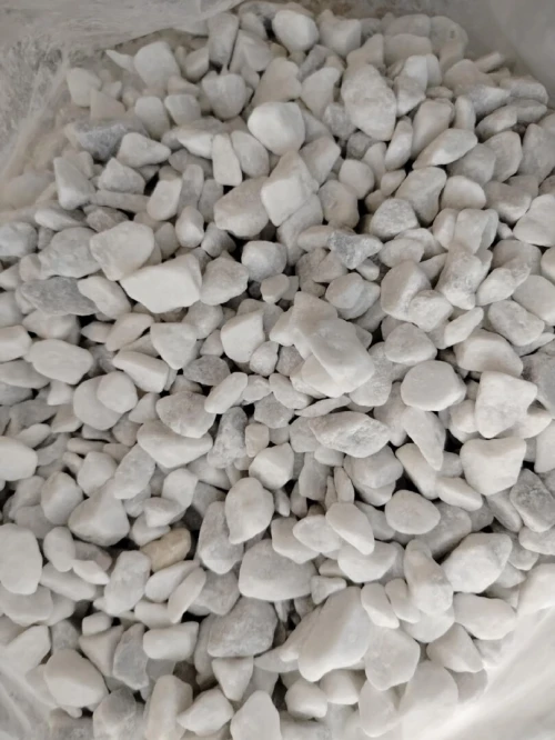 Gravier décoration للتزيين  Gravier de marbre . Sac   blanc   حصى رخامي  للحدائق والمنازل،