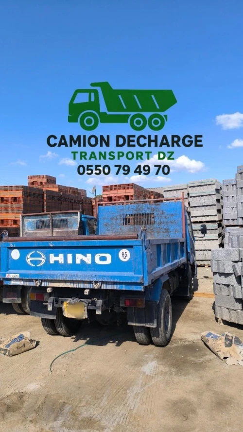 Camion décharge transport déchet 