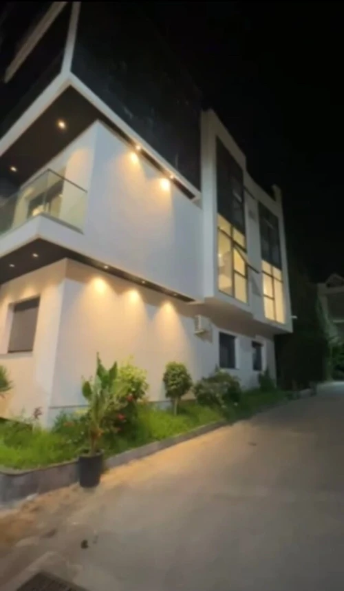 Vente Appartement Niveau de villa F4 Alger Draria