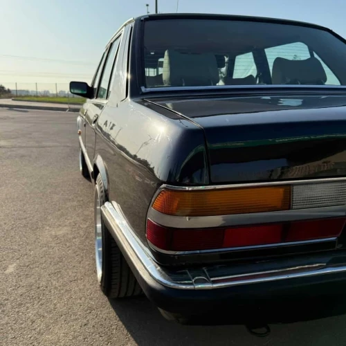 BMW Série 5 1984 