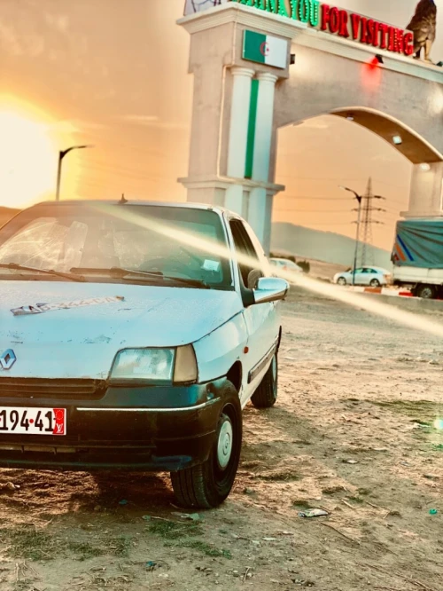 Clio Japonais 1994 1