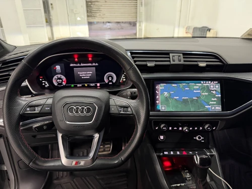Audi Q3 2022 Q3