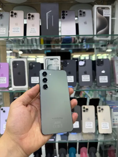 Samsung S23 CE 8/256 état 10/10 garantie 1 mois