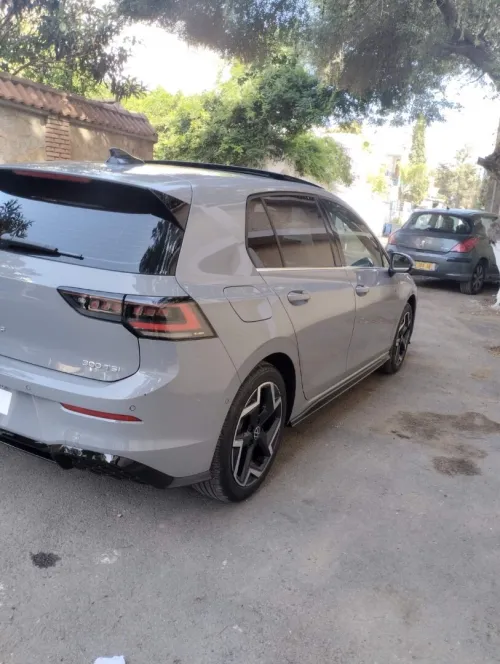 Volkswagen Golf 8 2025 R