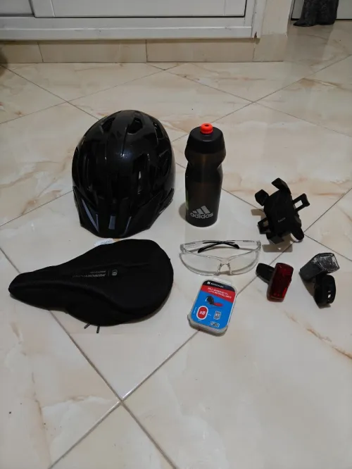Vélo route Triban RC520 bon état + accessoires