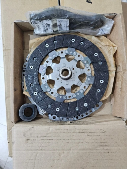 Kit embrayage + Volant Moteur