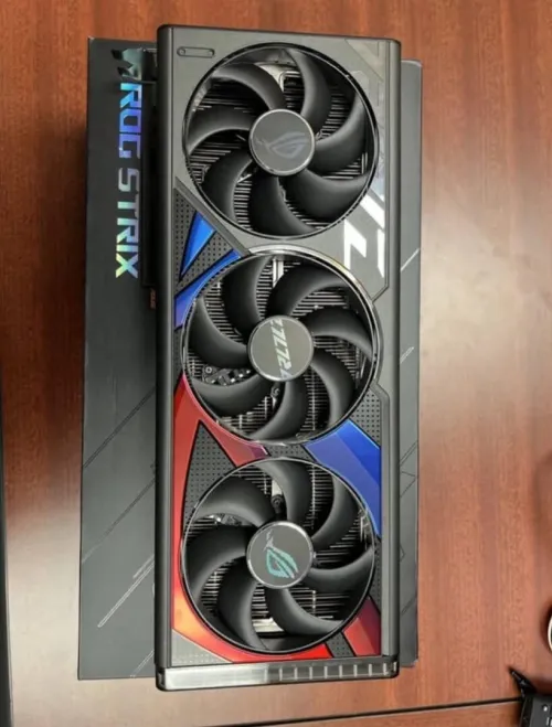 RTX 4090 ROG Strix 24GB