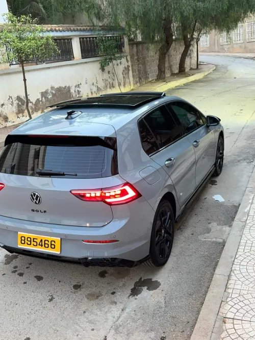 Volkswagen Golf 8 2025 R-Line