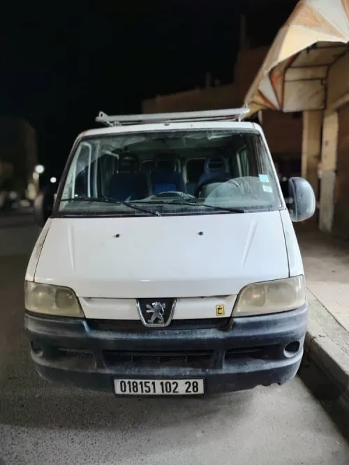 Bouxer بيجو 2002