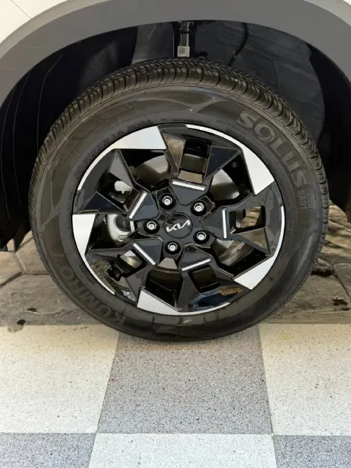 Kia Sonet  2026 Luxury