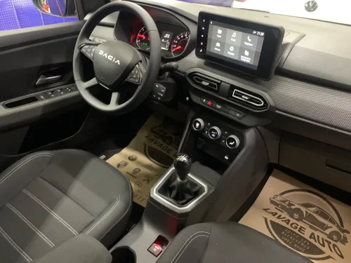 Dacia Logan 2025 Expression