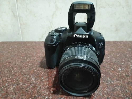 Camera canon 600D