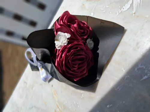 Roses Artificielles Élégantes  Beauté Éternelle