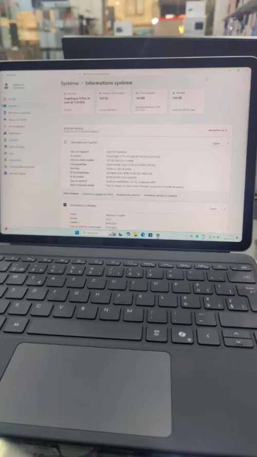 Surface 12Pro 2in1st with Snapdragon