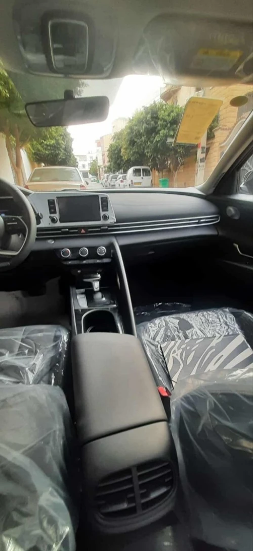 Hyundai Elantra 2025 GLX